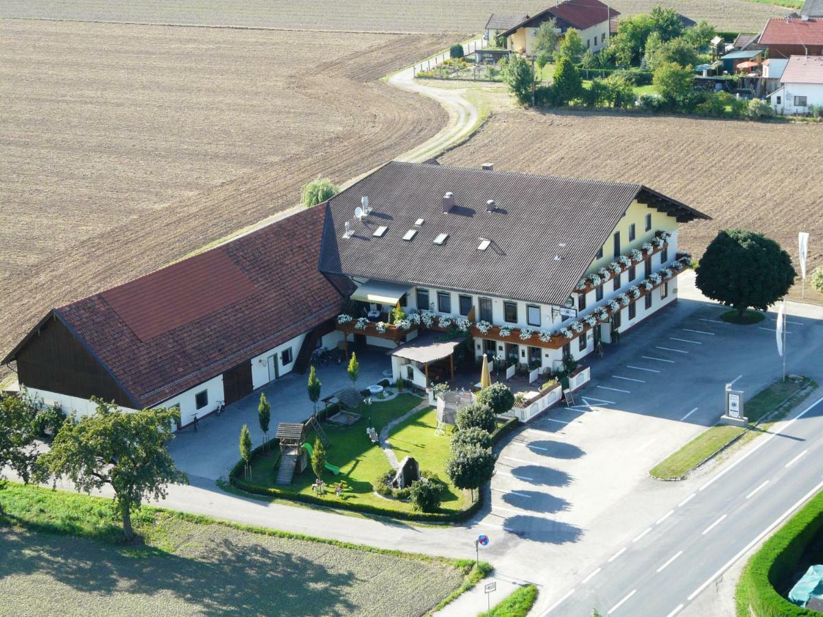 Hotel - Garni Mittelpunkt-Europa Gmbh Braunau am Inn Luaran gambar