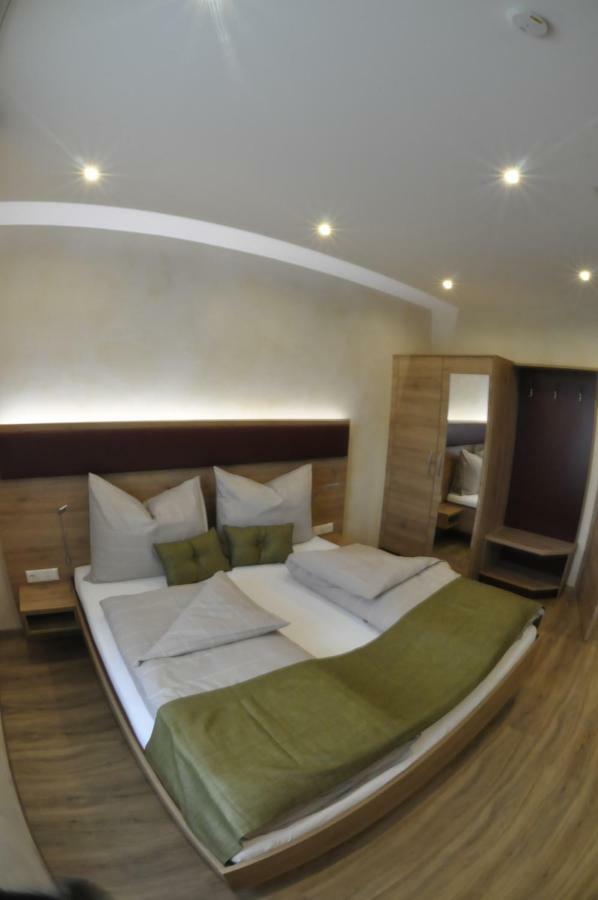 Hotel - Garni Mittelpunkt-Europa Gmbh Braunau am Inn Luaran gambar