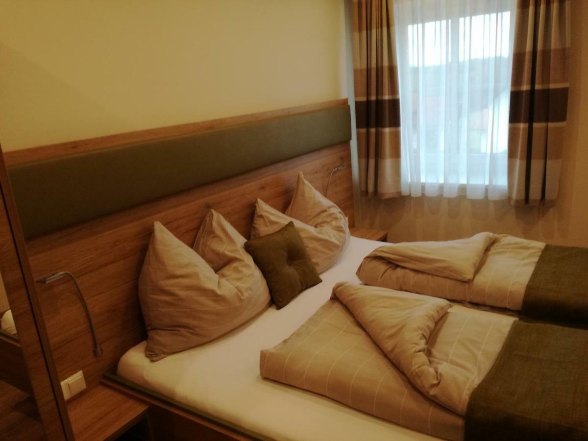 Hotel - Garni Mittelpunkt-Europa Gmbh Braunau am Inn Luaran gambar